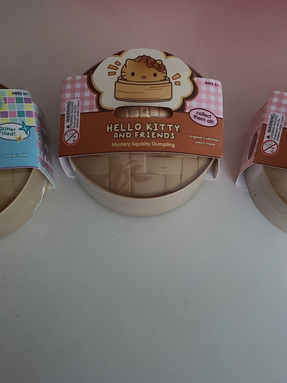 Hello Kitty Mystery Squishy Dumpling - Cream Beige
